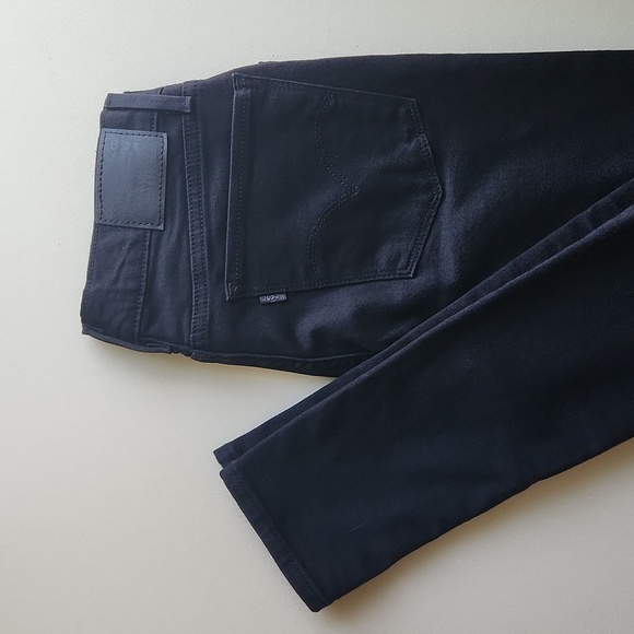 👖NWOT Levi's 710 Black Jeans - Picture 3 of 9